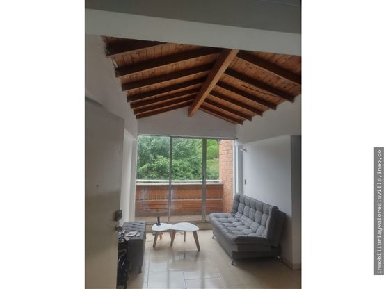 Apartamento en Venta en Loma De Los Bernal