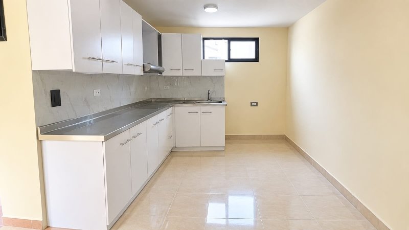 Apartamento en Venta en Los Naranjos
