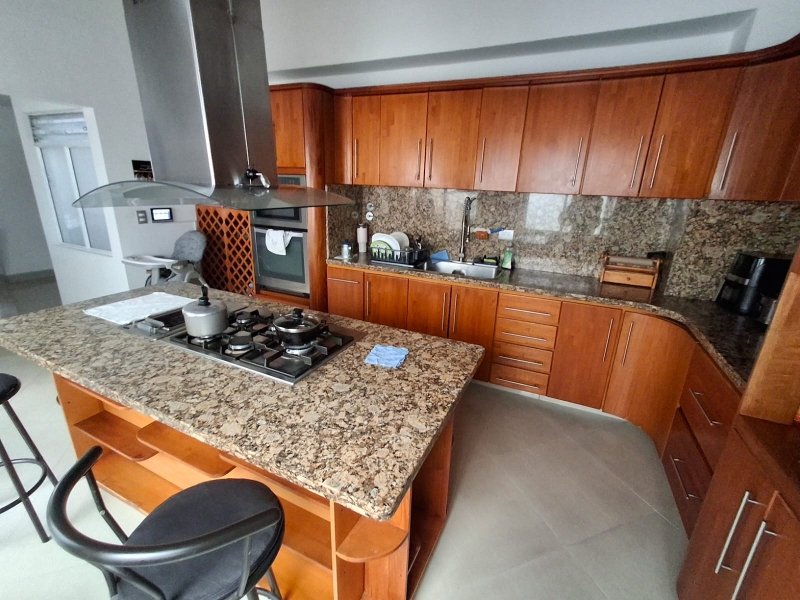 Apartamento en Venta en Los Colores
