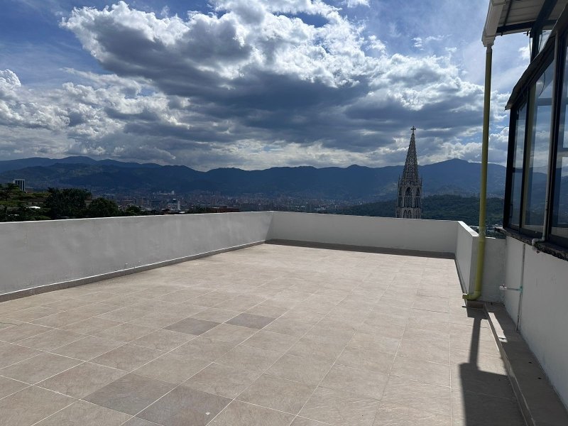 Local en Arriendo en Manrique