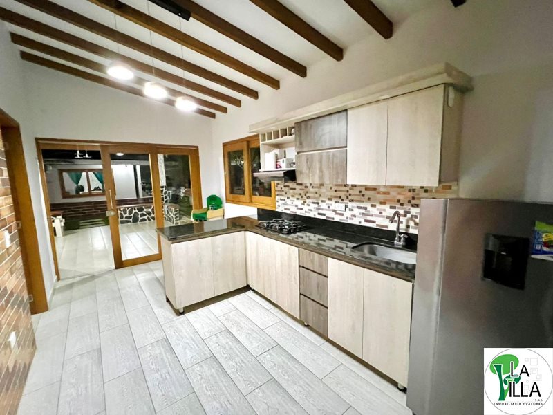 Casa-Finca en Venta en El Rodeo