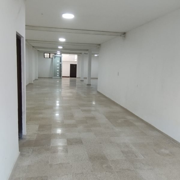 Local en Arriendo en Niquia