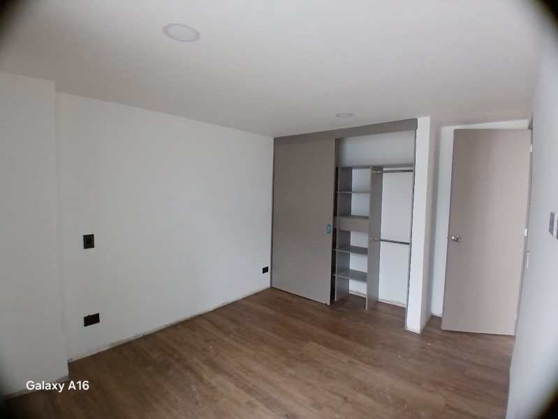 Apartamento en Venta en Simón Bolívar