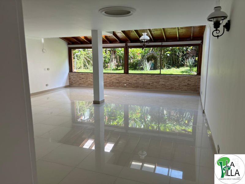 Casa en Venta en Oviedo