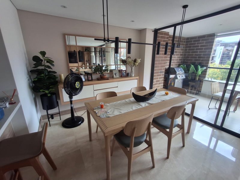 Apartamento en Venta en Laureles