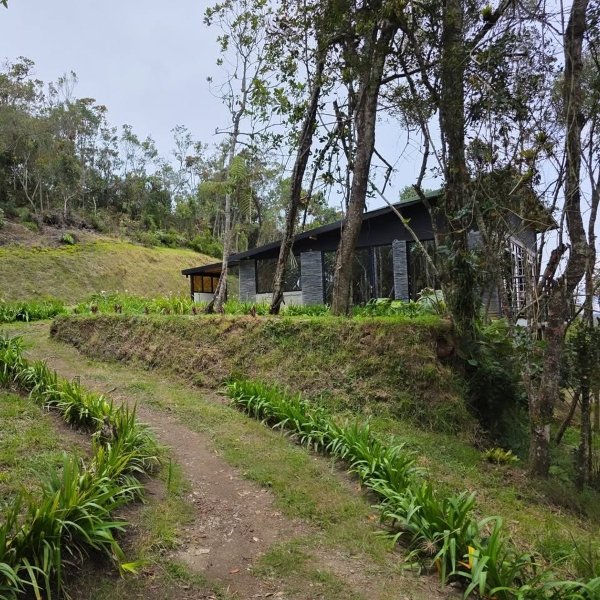 Casa-Finca en Venta en Santa Elena