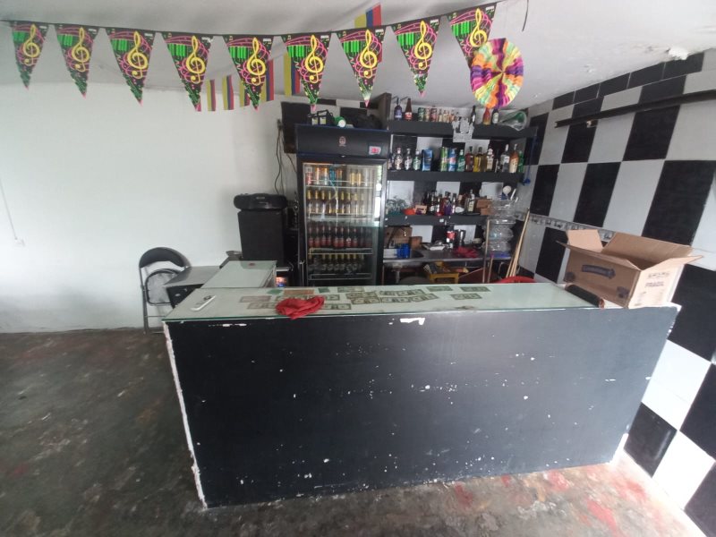 Local en Venta en Robledo